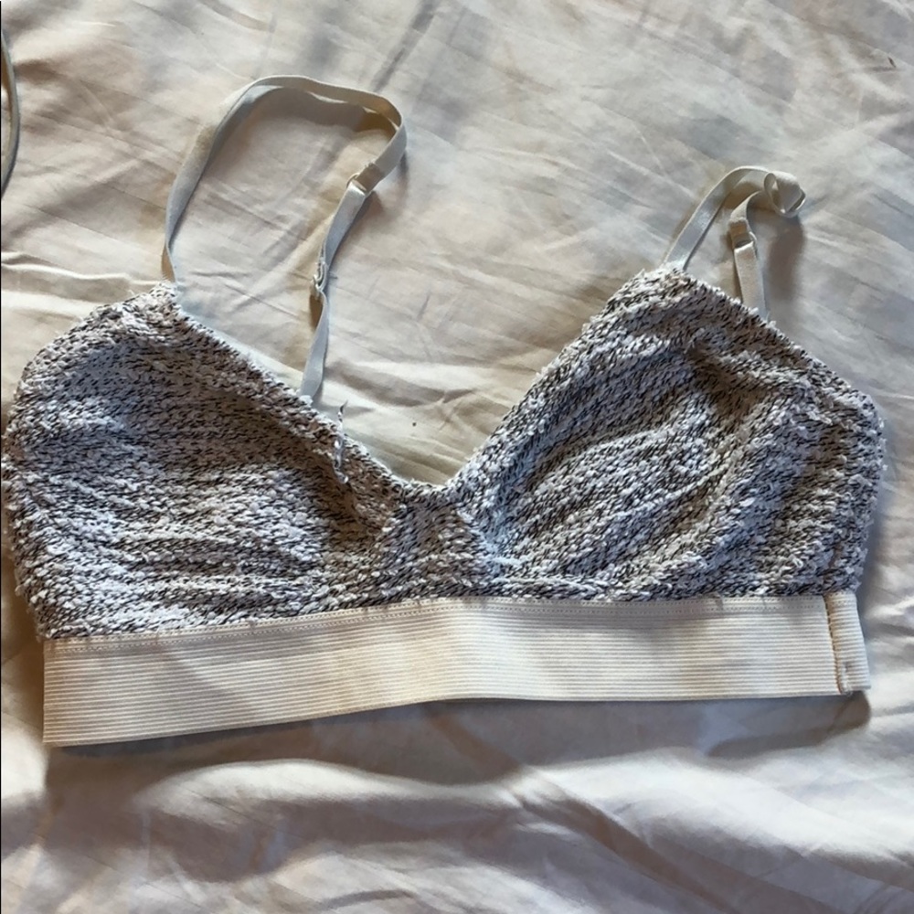 UO Silence + Noise Bralette M knit black & white